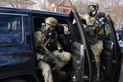 Detienen al periodista Don Lemon: lo acusan de disturbios por filmar una protesta anti-Trump en una iglesia