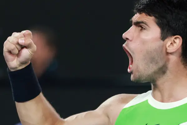 Carlos Alcaraz le ganó a Novak Djokovic y conquistó su primer Abierto de Australia