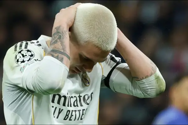 Silbidos en el Bernabéu: Franco Mastantuono fue reprobado por los hinchas de Real Madrid