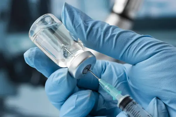 Descubrimiento inesperado: una conocida vacuna podría retrasar la demencia