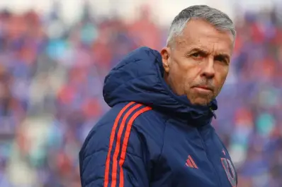 El fútbol no se merece esto: el escalofriante relato de Gustavo Álvarez sobre los incidentes en Independiente - U de Chile