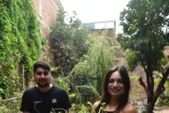 Una pareja de tucumanos produce plantas carnívoras en barrio El Bosque
