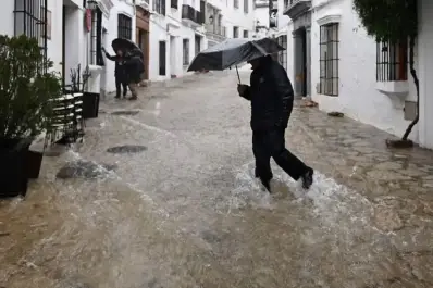 Miles de evacuados por las lluvias en España y Portugal