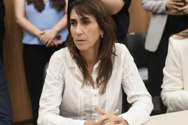 Pareciera que sí quiere hacer un bozal legal, advirtió Molinuevo tras la demanda de Jaldo