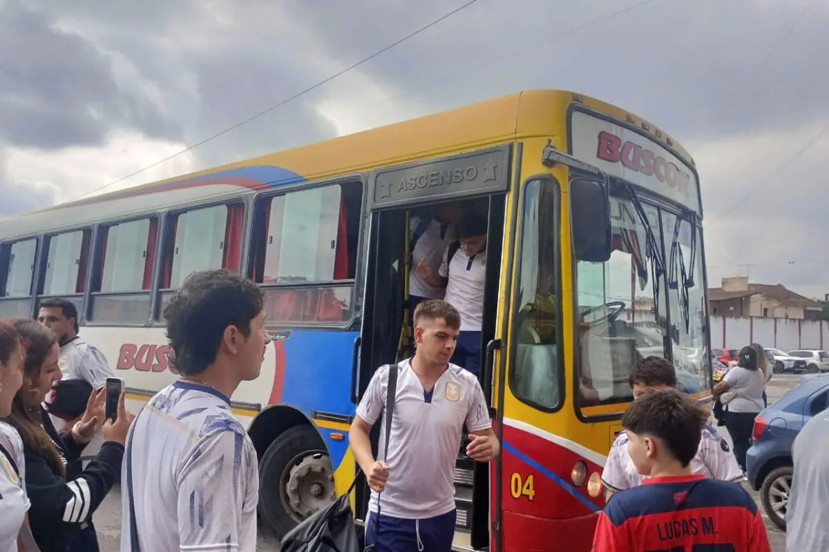 ¡Tucumán Central ya se encuentra en el estadio!