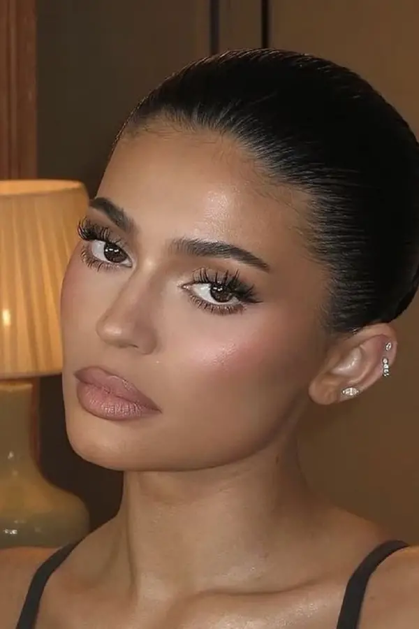 Piel glowy: cómo lograr un makeup saludable que resista al calor