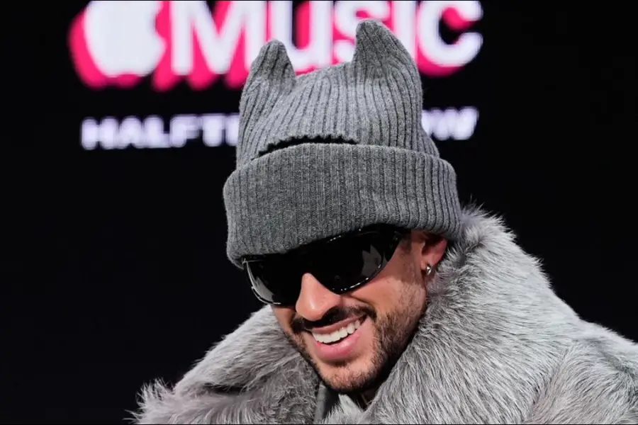 FIESTA LATINA. Bad Bunny encabezará el espectáculo del medio tiempo del Super Bowl, una pausa cargada de música, cultura y energía global.