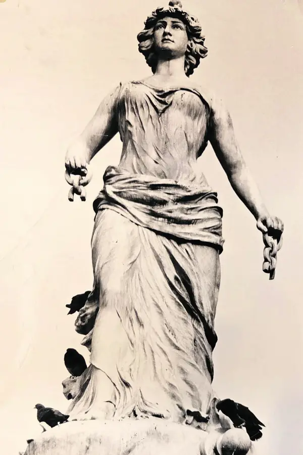 Recuerdos fotográficos: ¿Qué tipo de mujer inspiró la Libertad?