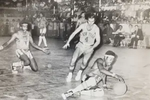 Recuerdos fotográficos: La divertida magia de los Globetrotters en Tucumán