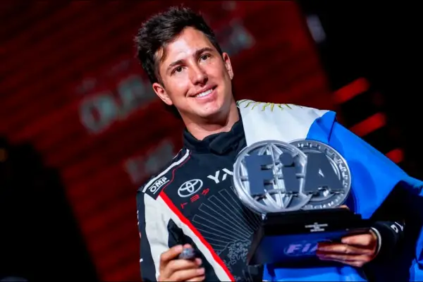 Sonrisas, música y afecto: se conocieron las primeras imágenes de Juan Cruz Yacopini tras el fuerte accidente