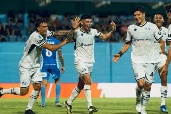 Empates, triunfos clave y un líder claro: así siguió el Apertura