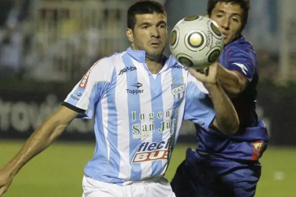 Emmanuel Puma Gigliotti anunció su retiro del fútbol profesional