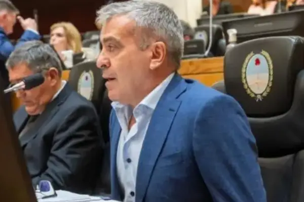 Cano: “El Gobierno declama modernidad, pero mantiene un registro de antecedentes vetusto”