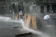 Cayó el primer identificado por los incidentes frente al Congreso durante la protesta por la reforma laboral