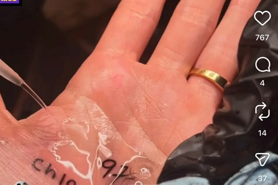 Es rarisimo: el tatuaje de Tini que se hizo borracha y ahora se quiere borrar