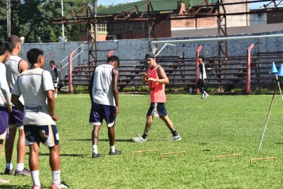 La clave es la unión del grupo: Tucumán Central definió el equipo y viaja con la ilusión intacta