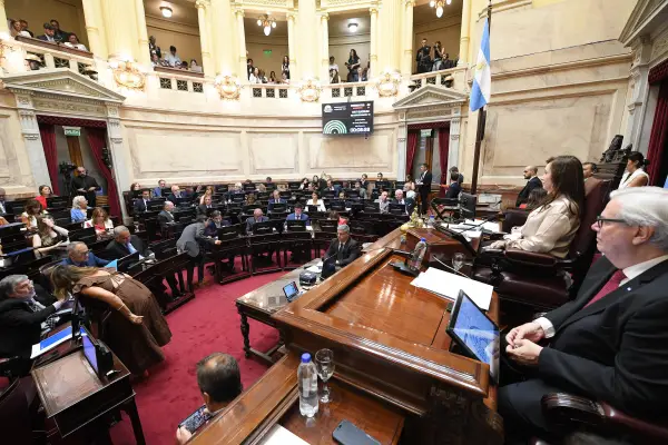 Reforma laboral: así votaron los tres senadores tucumanos en la histórica sesión