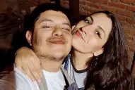 Mientras muchos salen a cenar, ellos celebran San Valentín trabajando codo a codo en su sueño