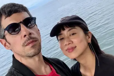 Esteban Lamothe y Débora Nishimoto se fueron de vacaciones a Francia: románticas fotos en la Costa Azul