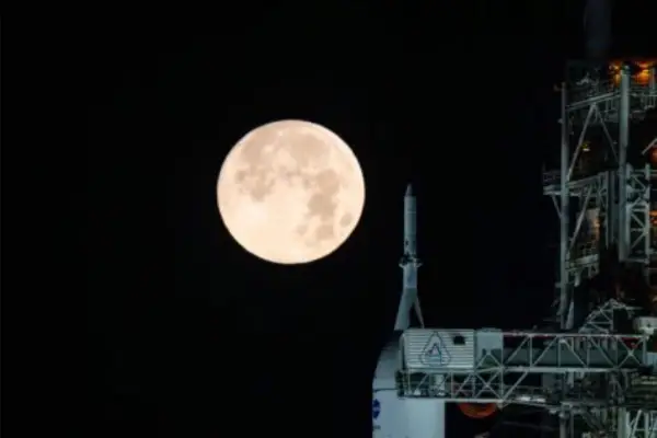 En el primer viaje tripulado fuera de la órbita terrestre luego de 50 años, Argentina no será sólo espectadora