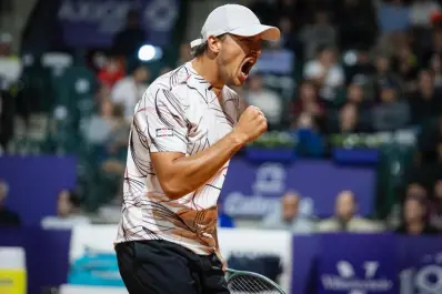 Luciano Darderi amargó a Sebastían Báez y definirá el Argentina Open ante Cerúndolo
