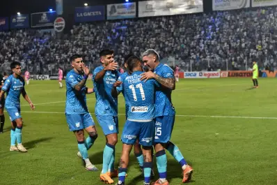 Atlético Tucumán venció 4-0 a Estudiantes (RC)