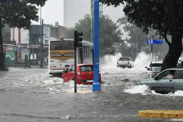 Advierten por tormentas intensas y activan alerta amarilla en siete provincias