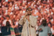 Histórico reencuentro en River: Bad Bunny cantó junto a Cazzu, Duki y Khea