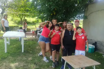 “Le ofrecían todo, pero eligió ser feliz”: el orgullo de un padre por la vuelta de Bruno Medina a Tucumán Central