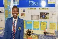 Contra la violencia de género, creó aros que alertan y envían ubicación en segundos