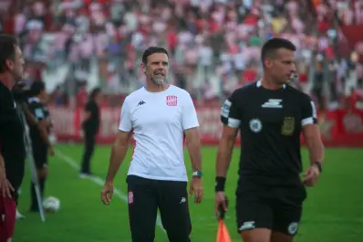 La gente se identificó con el equipo: el análisis de Yllana tras su debut en San Martín