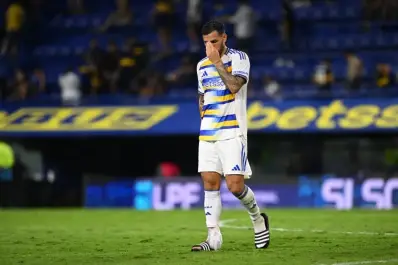 Alarma en Boca: Leandro Paredes terminó con hielo y es duda para el clásico ante Racing