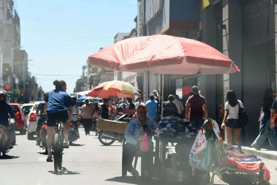 PANORAMA. Se pueden ver calles deterioradas y terrenos abandonados.