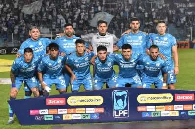Atlético Tucumán viaja a Córdoba: los convocados de Hugo Colace para enfrentar a Instituto
