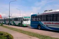 Paro de la CGT en Tucumán: dos líneas desafían la medida y circulan bajo un clima de tensión