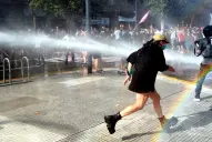 Incidentes en la marcha contra la reforma laboral: al menos 16 detenidos tras enfrentamientos con la policía