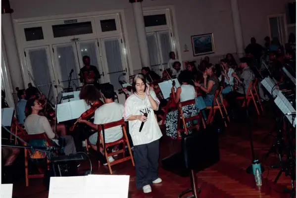 “Es un día especial para el país: Nicki Nicole suspendió su show en el Colón por el paro general