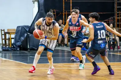 Estudiantes acertó en el cierre y se quedó con un triunfo agónico ante Bochas