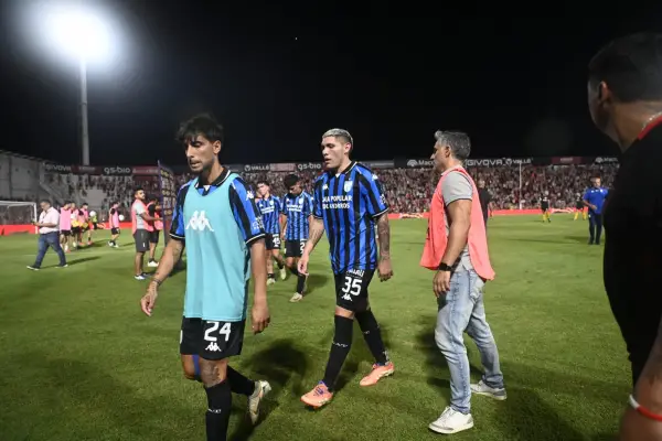 Atlético Tucumán irá a la AFA contra Espinoza: presentará un reclamo formal y pedirá que no vuelva a dirigirlo