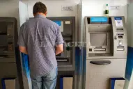 Cronograma de pagos: cuándo cobran el sueldo de marzo los estatales tucumanos