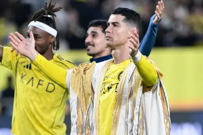 Cristiano Ronaldo convirtió un doblete, festejó como un rey y acaricia la cifra de los 1000 goles