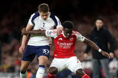 Sin Cuti Romero, Tottenham fue un colador y Arsenal se adueñó del clásico londinense