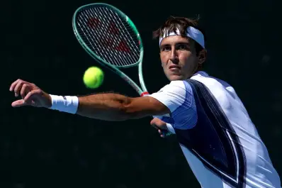 Tomás Etcheverry hizo historia en el Rio Open: ganó su primer ATP 500 tras una jornada maratónica