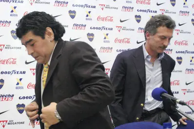 Me dijo que estaba entre Dios y los hombres: Mauricio Macri recordó la etapa de Maradona en Boca con duras frases sobre sus adicciones