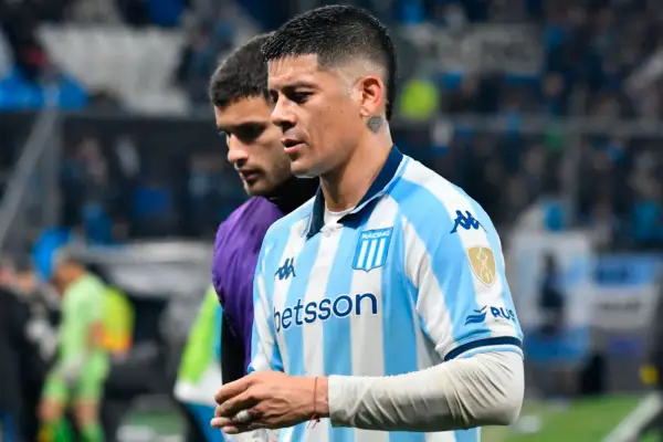 Baja de peso para Costas: Marcos Rojo se desgarró y Racing deberá rearmar la defensa en su choque ante el puntero