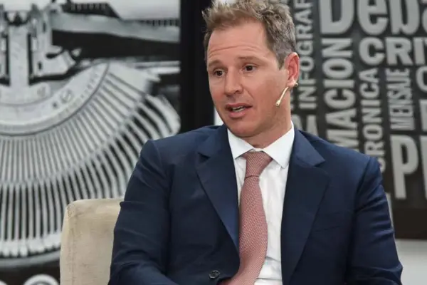 “Hay una suerte de estrangulamiento en la actividad privada”, señaló Jorge Brito, presidente de Banco Macro