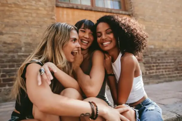 ¿Emocionante o tranquila?: un estudio reveló cuál es el tipo de vida que nos hace más felices