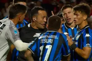 Pedimos que no nos dirija más y lo tomaron muy bien: Mario Leito tras reunirse con dirigentes de AFA