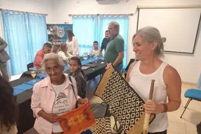 El “pintuyo” resiste en el arte textil: un equipo técnico reveló técnicas milenarias