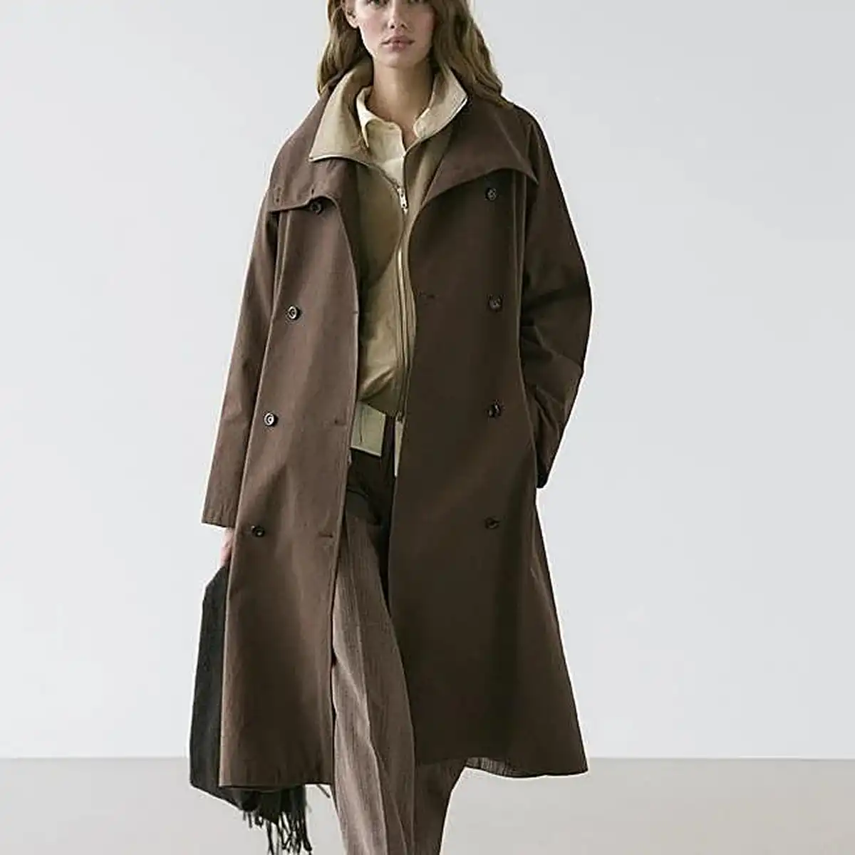 Las infaltables chaquetas chocolate que están convirtiéndose en una tendencia para otoño